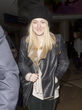 Dakota Fanning kam ungeschminkt am Flughafen an