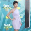 Besonders elegant und erwachsen schien uns Selena Gomez (17). Mit wunderschöner Hochsteckfrisur und einem Wickelkleid wie frisch vom Olymp könnte die "Disney"-Schauspielerin Aphrodite locker in die Tasche stecken.
