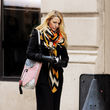 Auch Blake Lively steht auf farbige Tücher