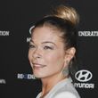LeAnn Rimes verriet, dass sie mithilfe einer Therapie besser mit den Dingen, die über sich liest, umgehen kann