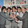 One Direction bekamen den Preis für die beste Single One Direction bekamen den Preis für die beste Single