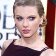 Aller guten Dinge sind auch hier drei: Taylor Swift ist ebenfalls mit ganzen drei Nominierungen dabei