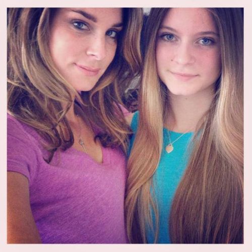 Claudelle Deckert postete heute erstmals ein Bild von sich und Tochter Romy auf Facebook