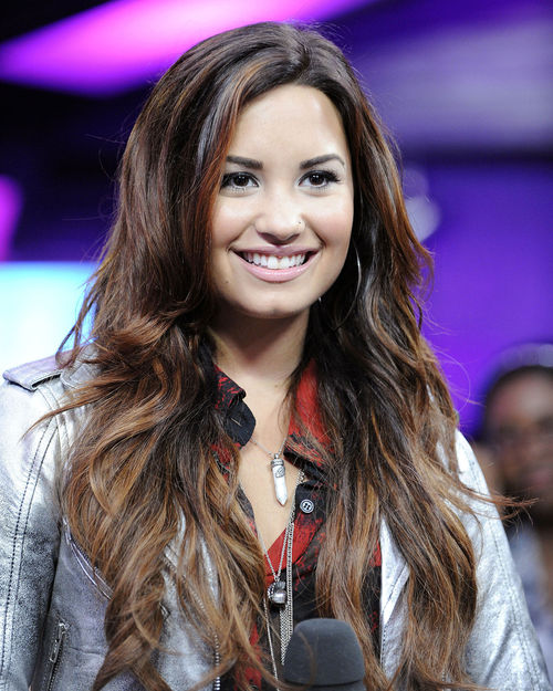 Demi Lovato ist ein echter Tattoo-Fan Demi Lovato ist ein echter Tattoo-Fan