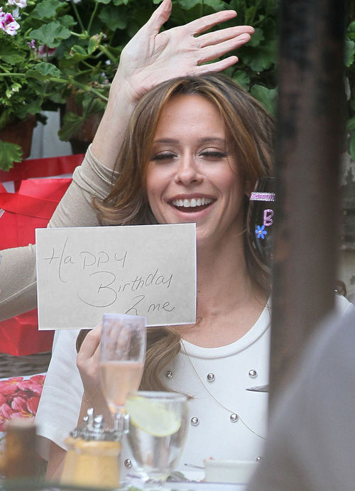 Jennifer Love Hewitt - Jennifer Love Hewitt hatte gestern Geburtstag Jennifer Love Hewitt - Jennifer Love Hewitt hatte gestern Geburtstag