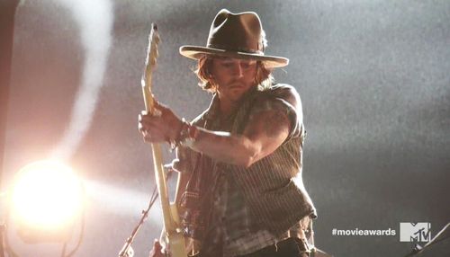 Johnny Depp rockte die MTV Movie Awards Johnny Depp rockte die MTV Movie Awards