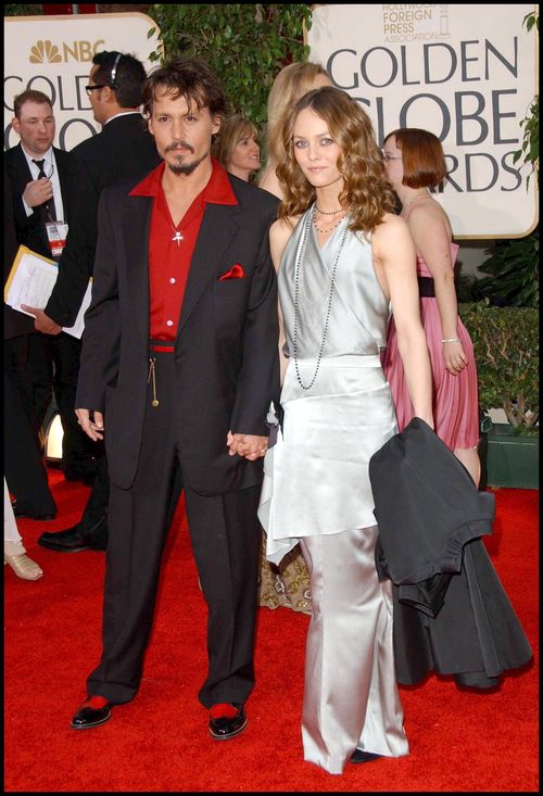 Johnny Depp scheint um Vanessa Paradis kämpfen zu wollen Johnny Depp scheint um Vanessa Paradis kämpfen zu wollen
