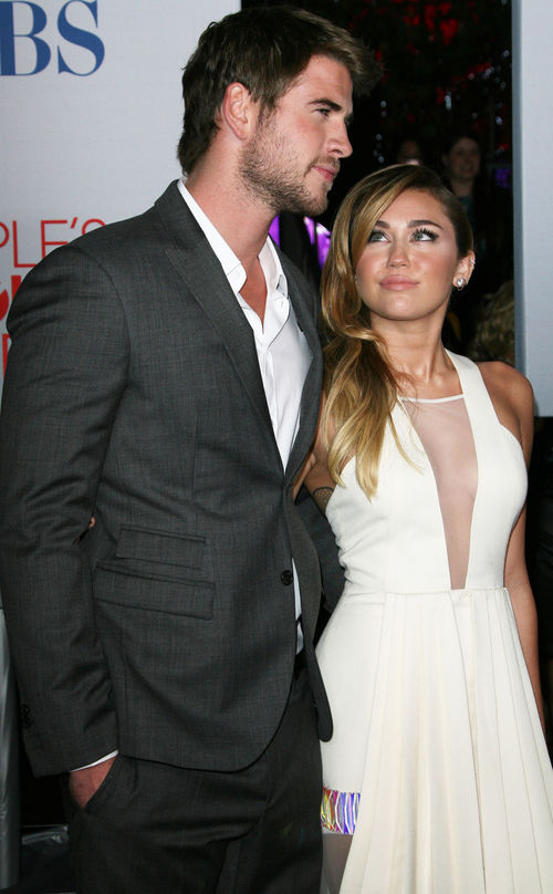 Es gab Spekulationen, dass Miley und Liam schon ganz bald heiraten würden Es gab Spekulationen, dass Miley und Liam schon ganz bald heiraten würden