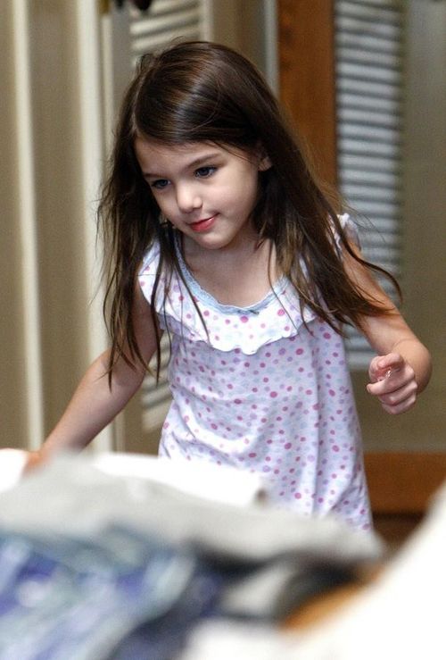 Suri Cruise, Tom Cruise, Katie Holmes, Gossip Girl - Suri Cruise beim Shoppen Suri Cruise, Tom Cruise, Katie Holmes, Gossip Girl - Suri Cruise beim Shoppen