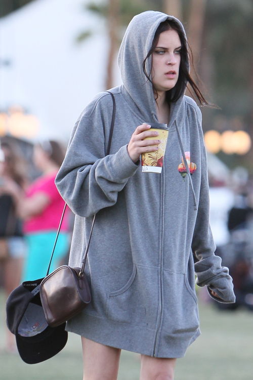 Tallulah Willis ist offenbar das neueste Opfer eines Nacktfoto-Skandals Tallulah Willis ist offenbar das neueste Opfer eines Nacktfoto-Skandals