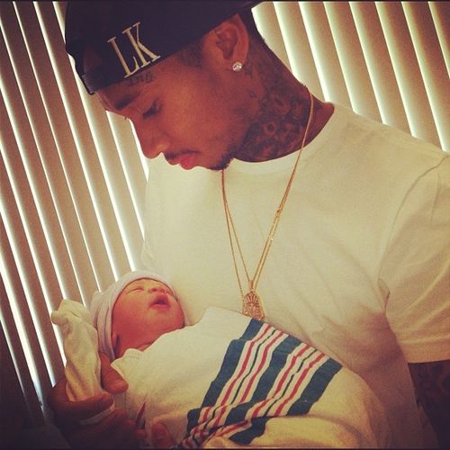 Tyga ist mächtig stolz auf seinen ersten Sohn Tyga ist mächtig stolz auf seinen ersten Sohn