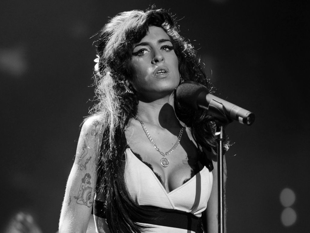 Amy Winehouse (†) Ihr Leben der Extreme Promiflash.de