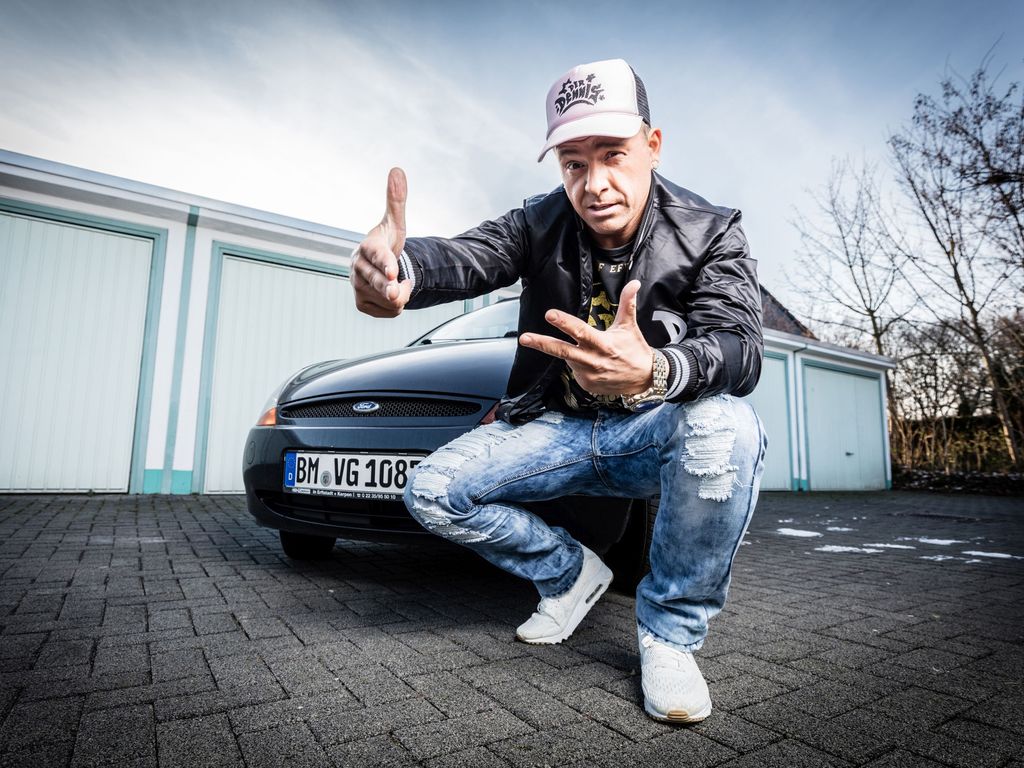 Mädchen im dating sagt, dass sie sich hinlegen muss