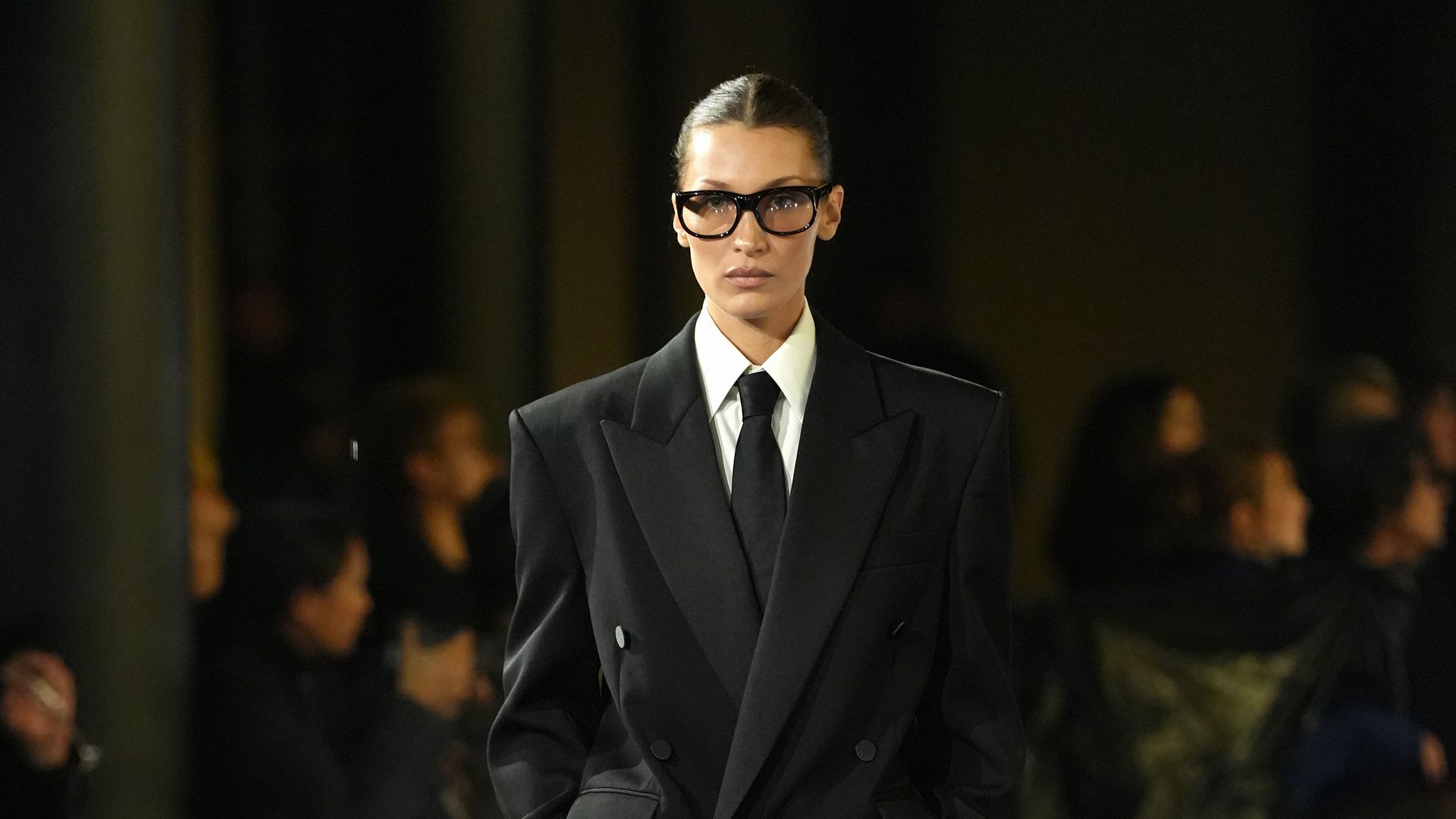 Nach zwei Jahren Pause Bella Hadid zurück auf dem Laufsteg