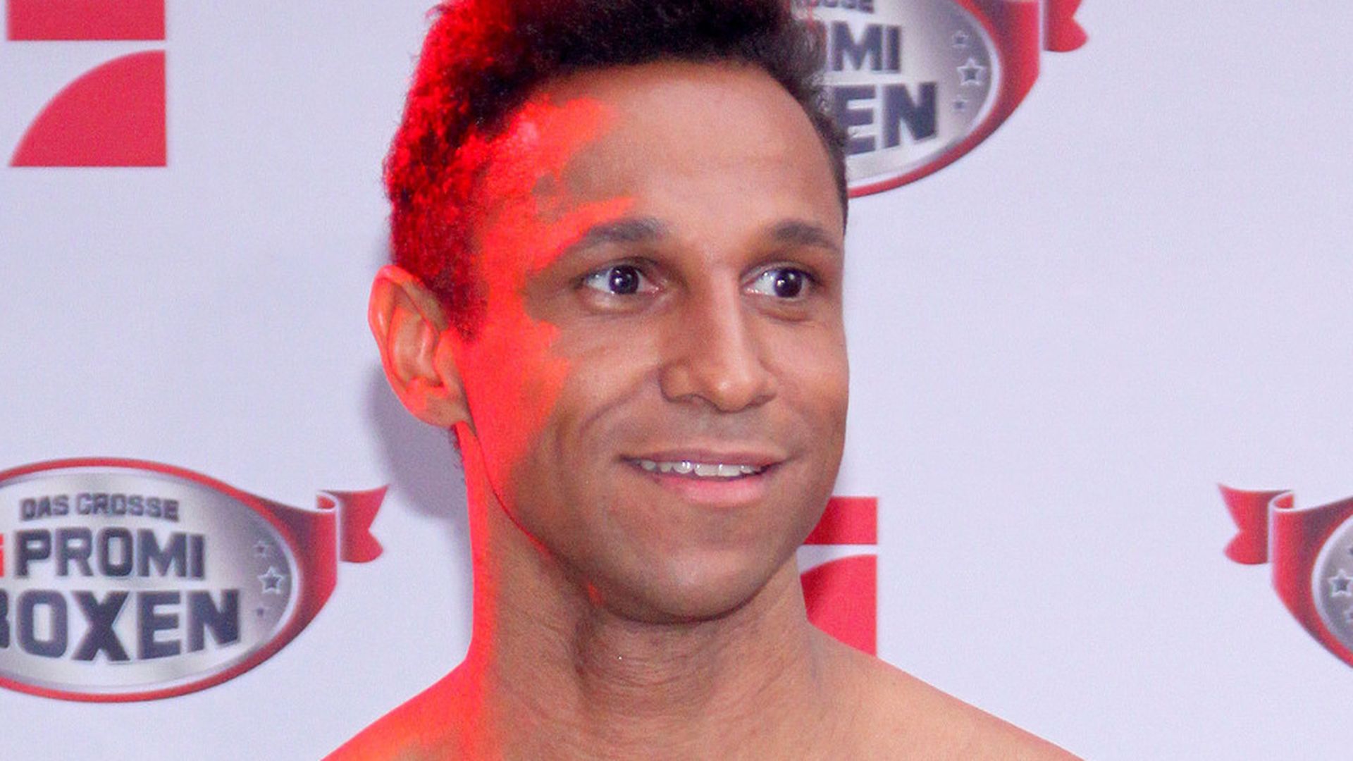 PromiBoxen Daniel Aminati schlägt wieder zu! Promiflash.de