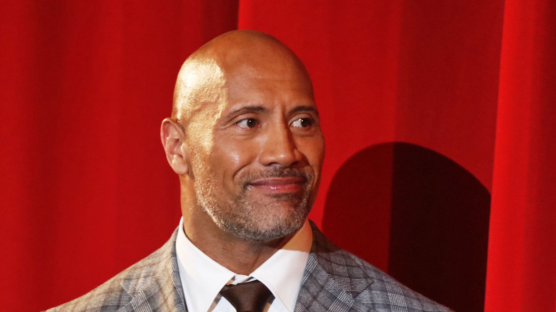 Es wird ein Mädchen! The Rock wird zum 3. Mal Papa | Promiflash.de