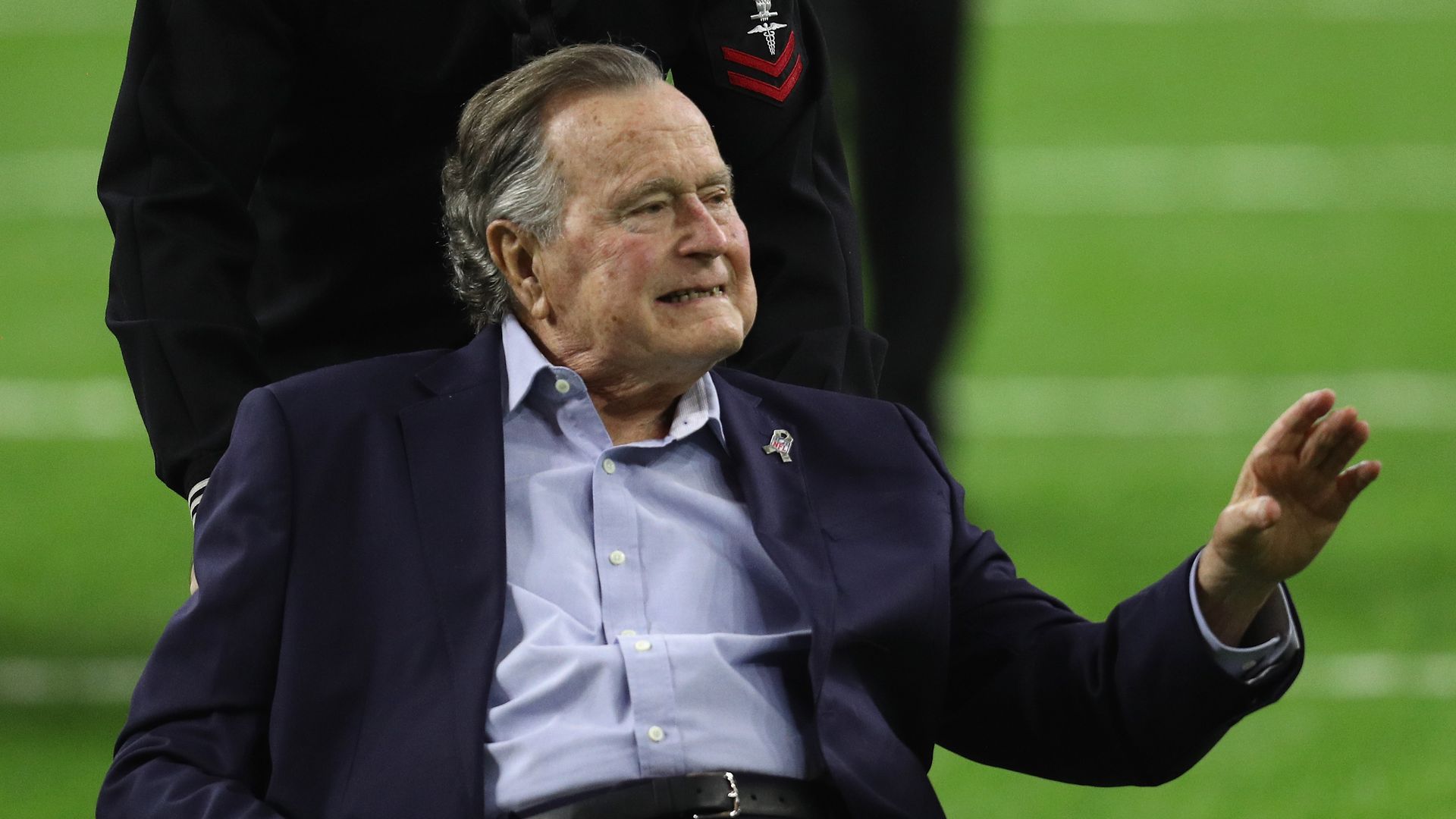 Traurig! H. W. Bush wollte vor Weihnachten sterben Promiflash.de