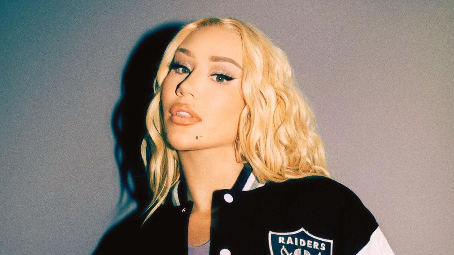 Rapperin Iggy Azalea verkauft ihren Musikkatalog