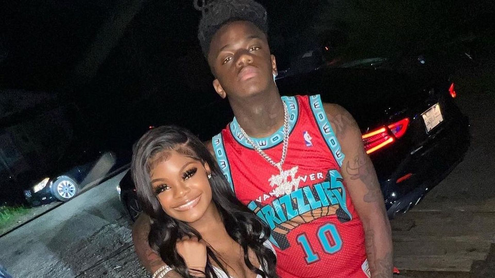 Tod mit nur 24 Schwester zollt JayDaYoungan ihren Tribut!