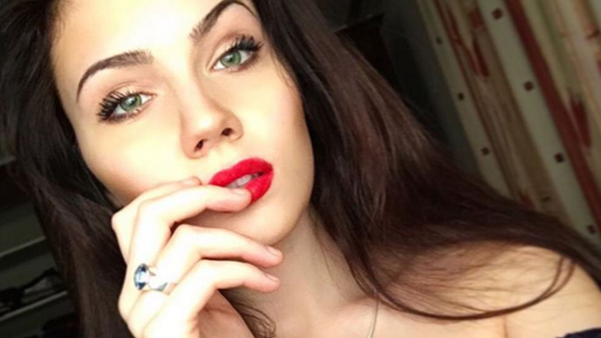 Dschungel-Nathalie Volk: Schneewittchen oder böse Königin ...