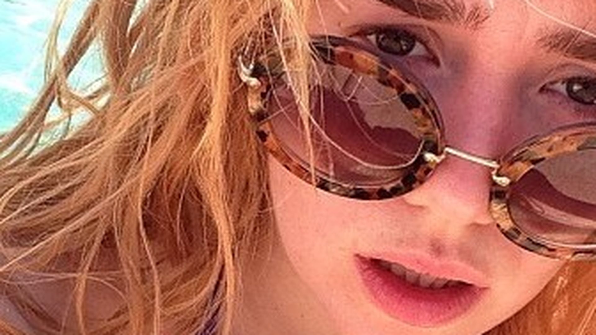 Busen-Bombe! Palina Rojinski zeigt ihr Dekolleté | Promiflash.de