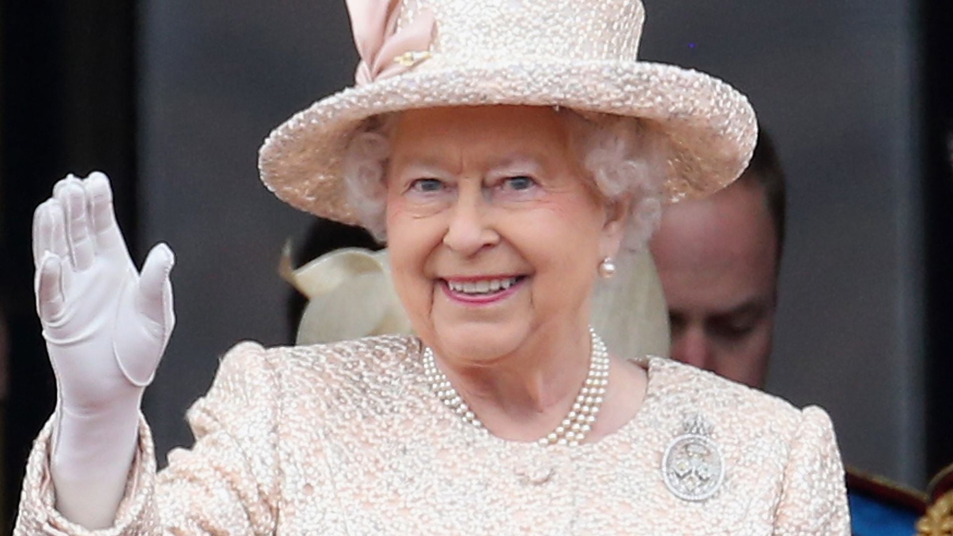 Wie Heißt Queen Elizabeth Mit Nachnamen