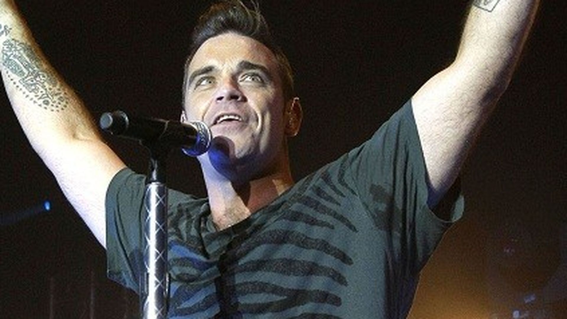 Robbie Williams bald schon wieder solo unterwegs? Promiflash.de
