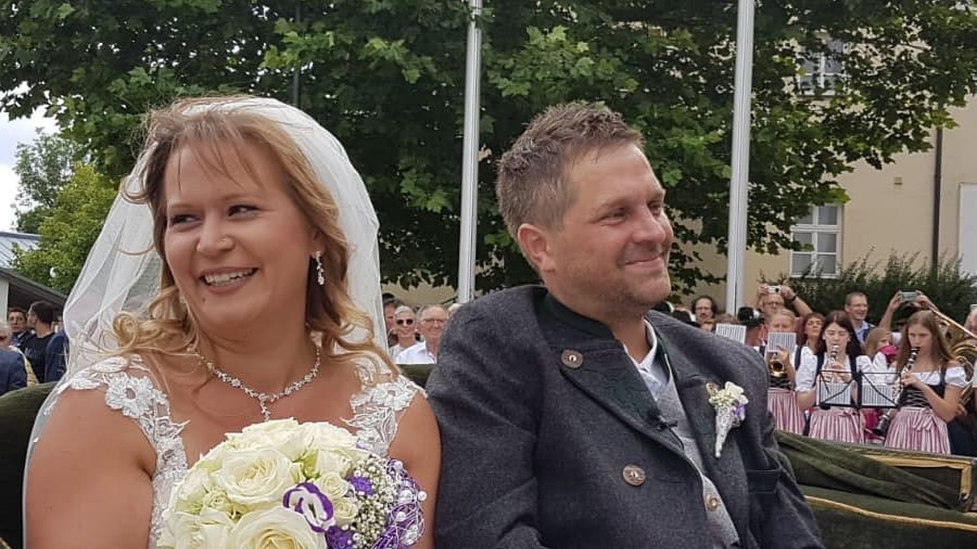 So War Bauer Sucht Frau Stephan Und Steffis Hochzeitstag Promiflash De