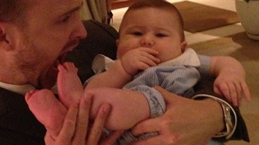 Aaron Paul mit Baby David