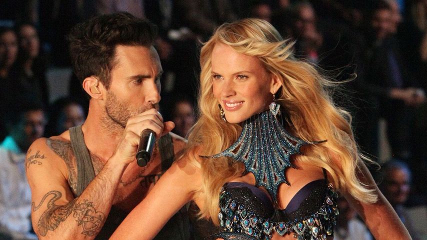 adam levine und Anne Vyalitsyna