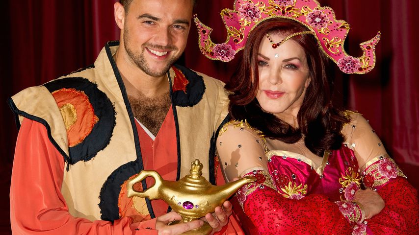 Aladdin - Milton Keynes Theatre in England