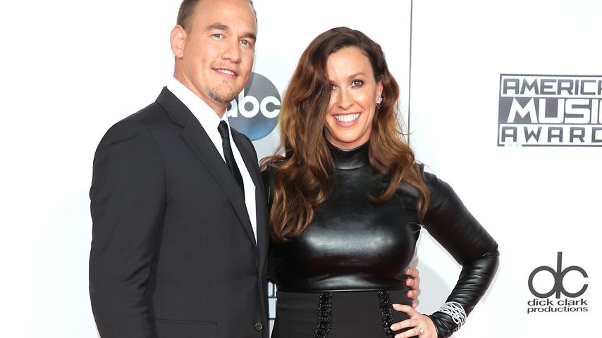 Mario Treadway'und Alanis Morissette bei den "American Music Awards"