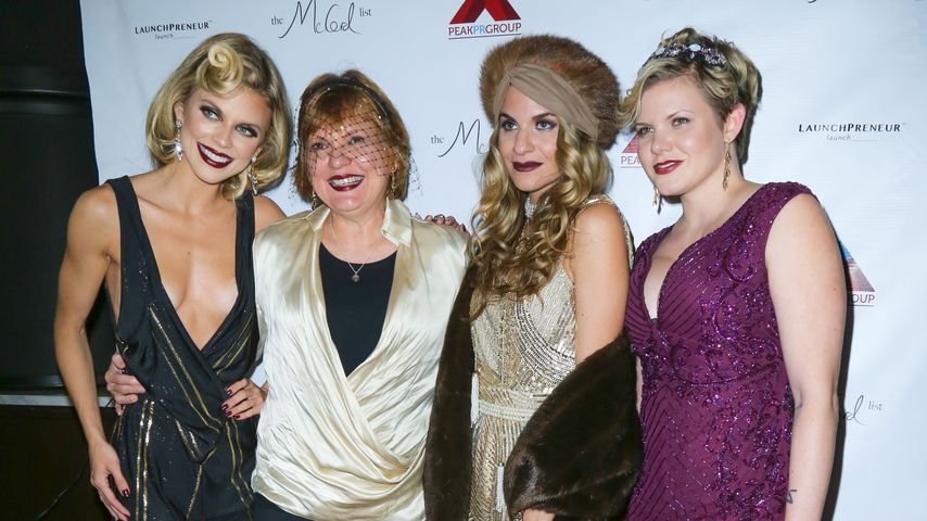 AnnaLynne McCord mit ihrer Mutter Sheri und ihren Schwestern Rachel und Angel