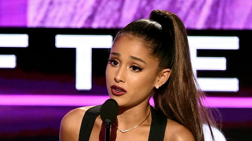 Ariana Grande bei den Artist of the Year Awards