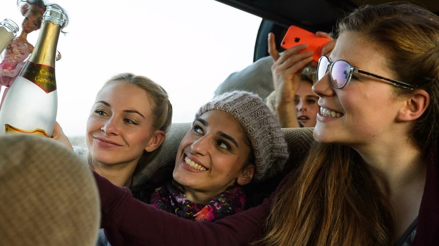 Jenny Bach, Michèle Fichtner und Yara Hassan