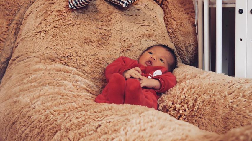 Mia Rose Harrison, Tochter von Sarah und Dominic