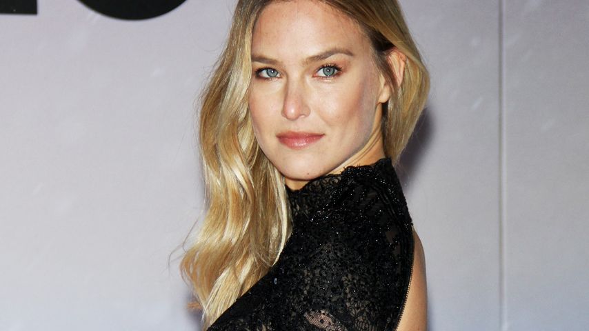 Model Bar Refaeli