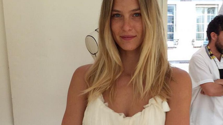 Bar Refaeli während eines Shootings
