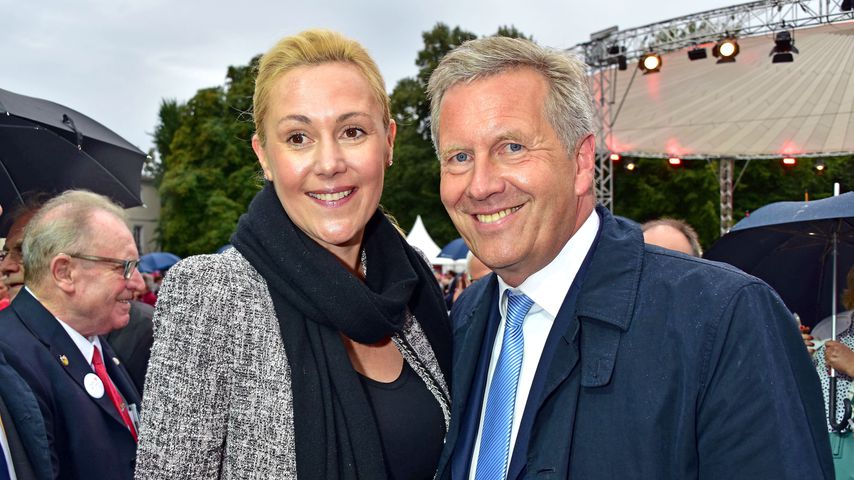 Offiziell! Bettina Wulffs erster Auftritt mit neuem Freund ...