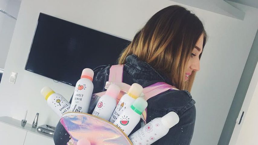 Bibi Heinicke mit ihrer eigenen Duschschaum-Marke "Bilou"