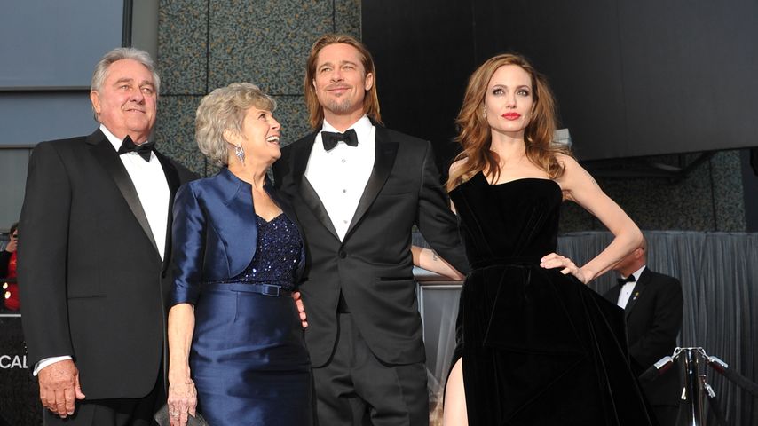 William und Jane Pitt, Brad Pitt und Angelina Jolie bei den Oscars 2012