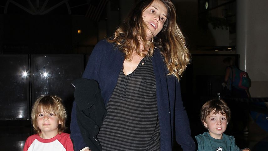 Brooke Mueller mit den Kindern Max und Bob Sheen