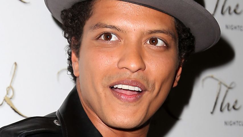 Bruno Mars, Sänger
