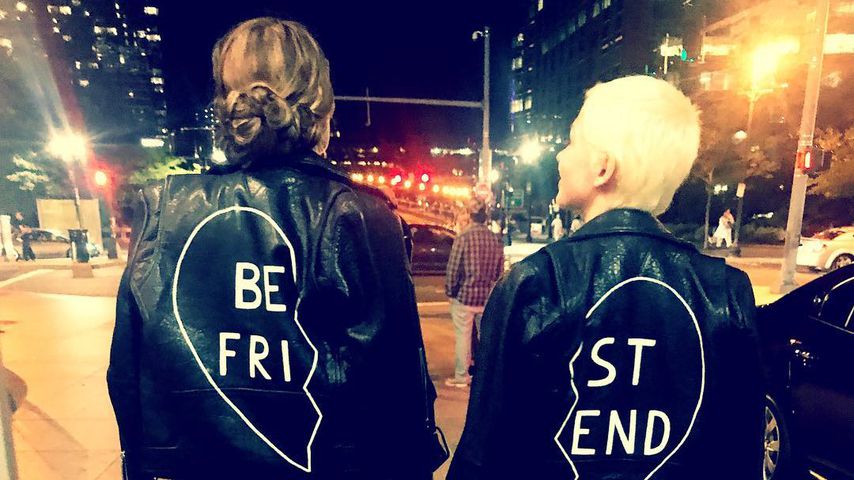 Busy Philipps und Michelle Williams