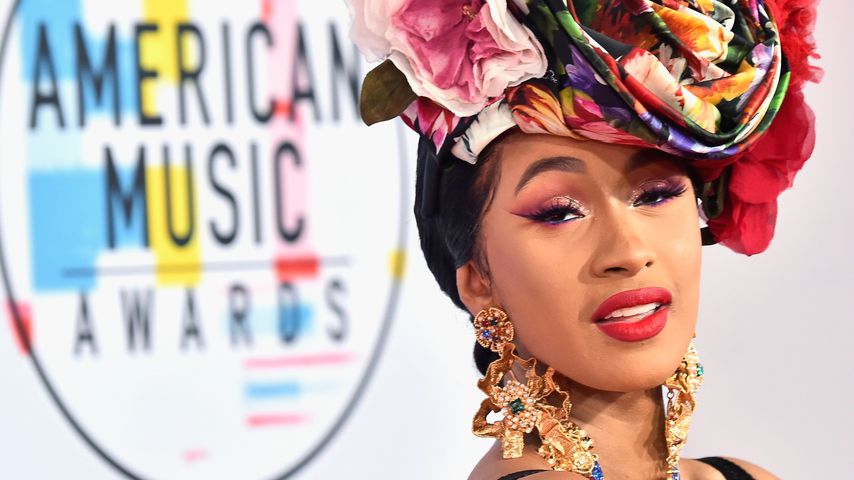 Drei Monate Nach Geburt Ist Cardi B Echt Wieder Schwanger