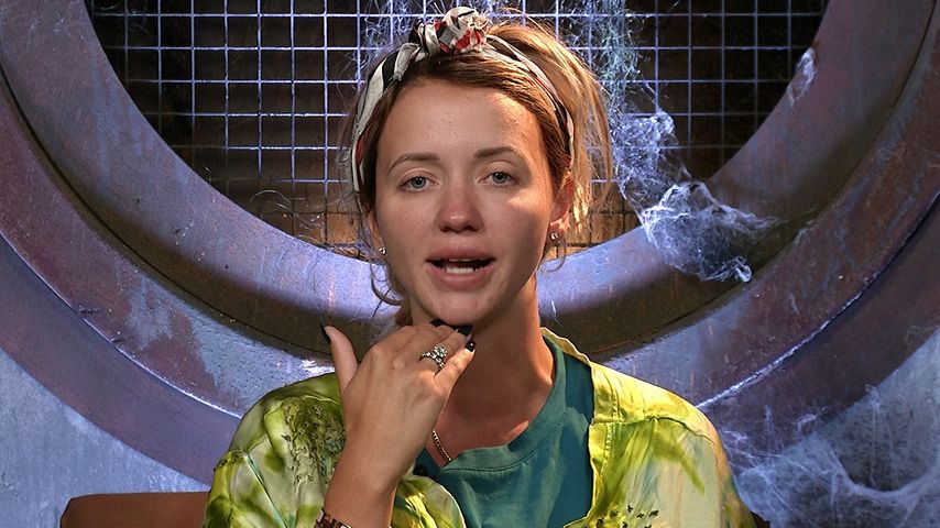 Cathy Lugner in einer Szene von "Promi Big Brother"