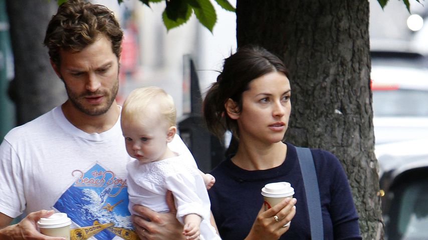 Jamie Dornan mit Amelie Awarner und der gemeinsamen Tochter Dulcie