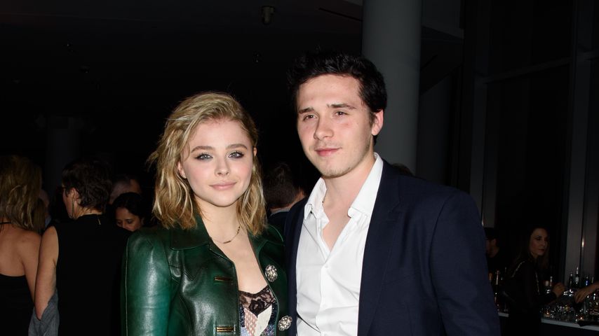 Chloë Grace Moretz und Brooklyn Beckham bei den Footwear News Achievement Awards