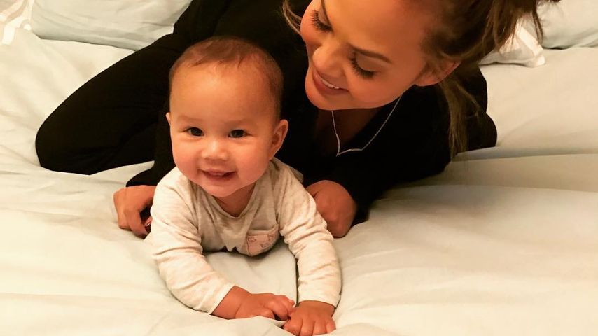 Chrissy Teigen und Tochter Luna Simone