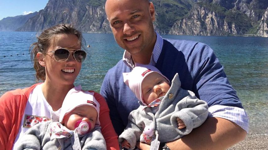 Claudia Lösch und Christian Tews mit ihren Babys